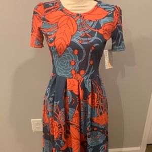 LuLaRoe Amelia
